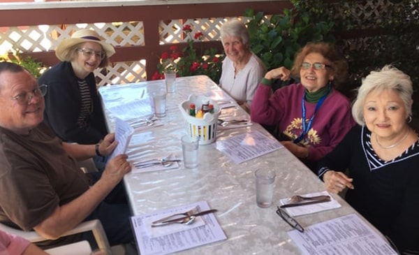 Placerville's El Dorado Trail Walkabout -- lunch at the Diamond Springs Hotel restaurant!